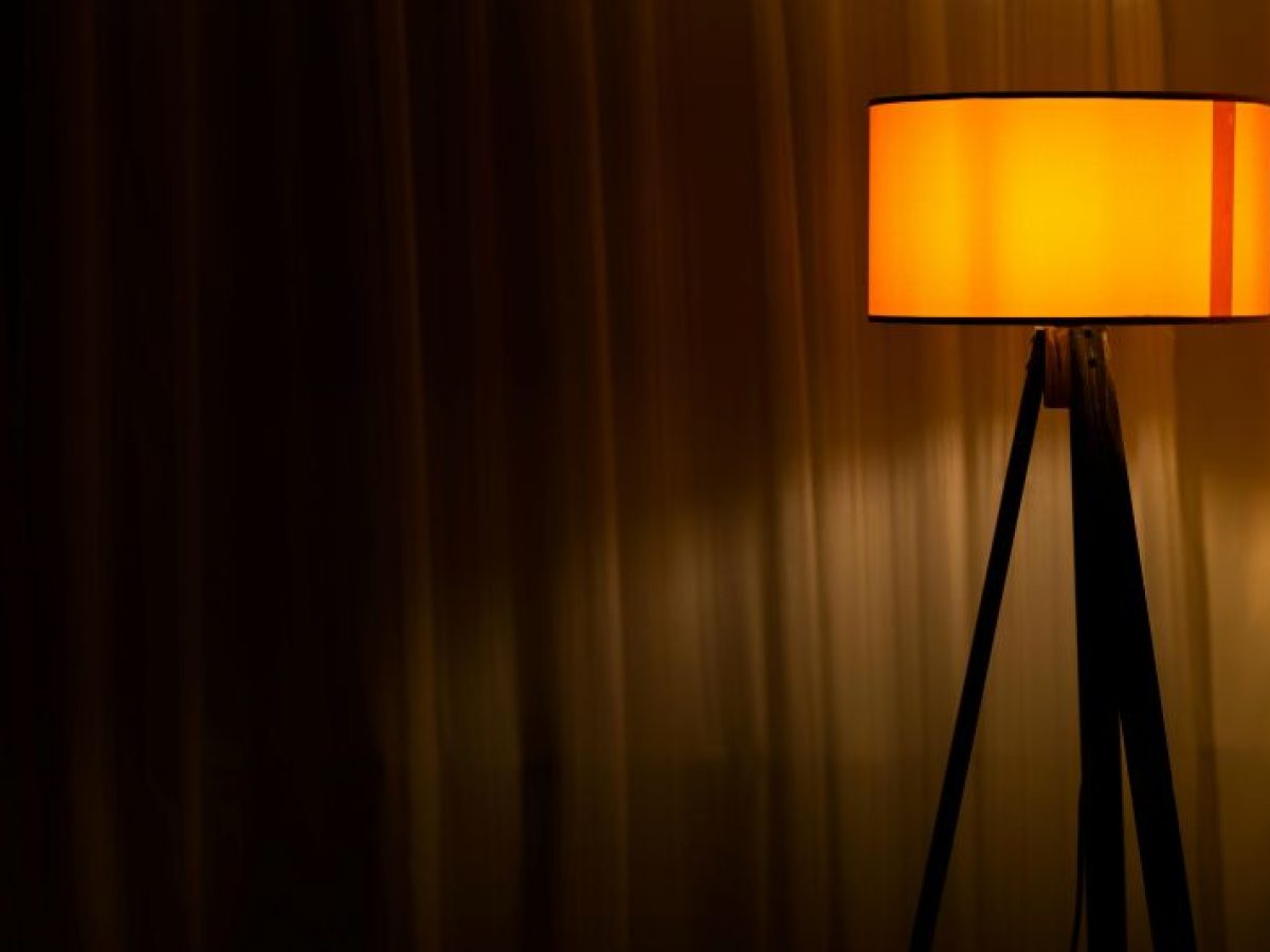 Ρεύμα τιμές: Πόσο θα πληρώσουν τα νοικοκυριά με τις νέες χρεώσεις