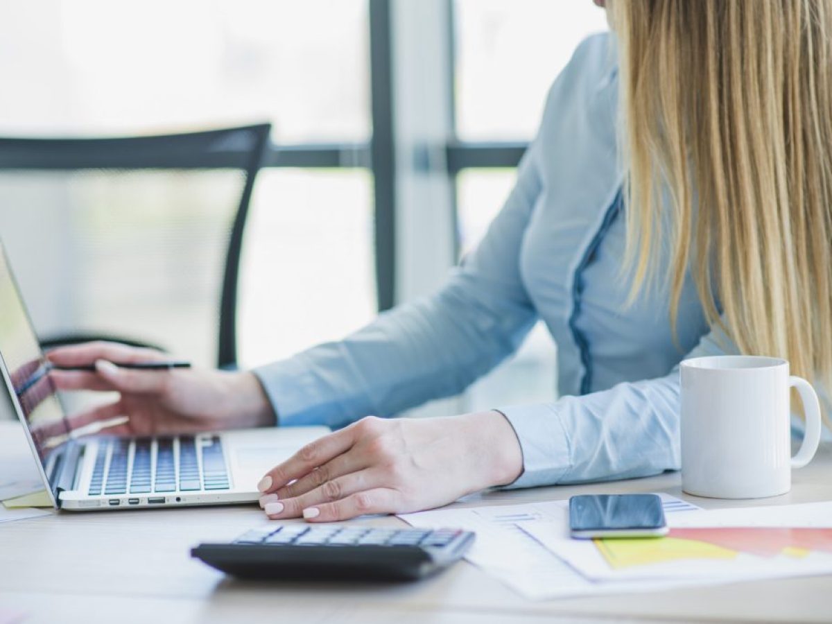 ΑΑΔΕ: Τέλος τα εικονικά τιμολόγια, τι αλλάζει από Δευτέρα