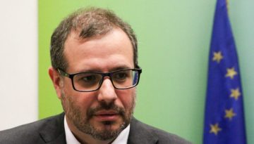 &Tau;&sigma;ά&phi;&omicron;&sigmaf;: &Tau;&omicron; ό&phi;&epsilon;&lambda;&omicron;&sigmaf; &gamma;&iota;&alpha; &tau;&omicron;&nu; &kappa;&alpha;&tau;&alpha;&nu;&alpha;&lambda;&omega;&tau;ή &alpha;&pi;ό &tau;&iota;&sigmaf; &epsilon;&xi;&alpha;&gamma;&omega;&gamma;έ&sigmaf; &eta;&lambda;&epsilon;&kappa;&tau;&rho;&iota;&kappa;ή&sigmaf; &epsilon;&nu;έ&rho;&gamma;&epsilon;&iota;&alpha;&sigmaf;