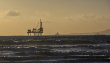 &Alpha;ύ&rho;&iota;&omicron; &eta; &upsilon;&pi;&omicron;&gamma;&rho;&alpha;&phi;ή &tau;&omega;&nu; &sigma;&upsilon;&mu;&beta;ά&sigma;&epsilon;&omega;&nu; &mu;&epsilon; Chevron-Helleniq Energy &ndash; &Omicron;&iota; &delta;&rho;ό&mu;&omicron;&iota; &pi;&omicron;&upsilon; &alpha;&nu;&omicron;ί&gamma;&epsilon;&iota; &gamma;&iota;&alpha; &tau;&eta;&nu; &Epsilon;&lambda;&lambda;ά&delta;&alpha; &omicron; &kappa;ά&theta;&epsilon;&tau;&omicron;&sigmaf; &delta;&iota;ά&delta;&rho;&omicron;&mu;&omicron;&sigmaf;