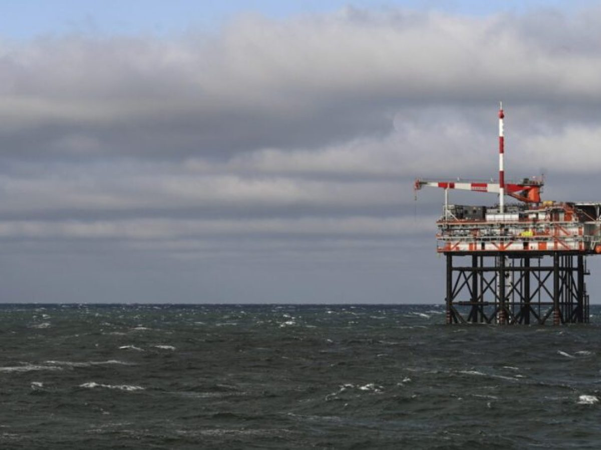 Το Ισραήλ αναστέλλει παραγωγή σε κοιτάσματα φυσικού αερίου