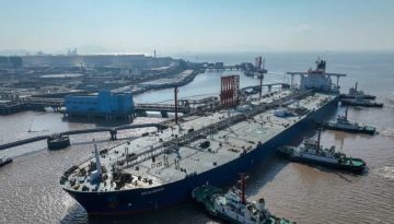 ΕΕ: Νέες κυρώσεις στη Ρωσία με πλήρη απαγόρευση θαλάσσιων υπηρεσιών πετρελαίου