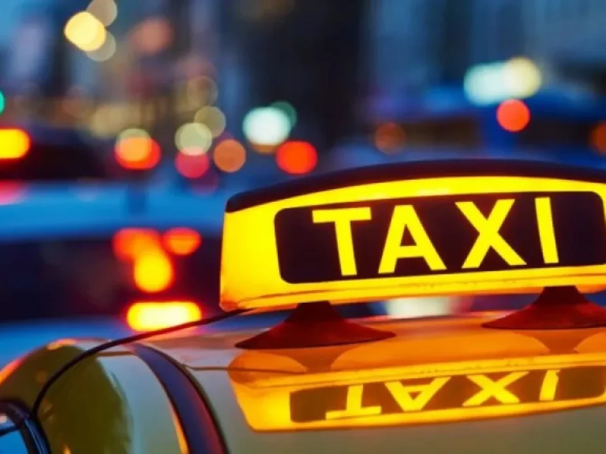 Επιτροπή Ανταγωνισμού: «Ξεμπλοκάρετε» τα μισθωμένα Ι.Χ. – Επανεξετάστε το πλαίσιο για τα ταξί