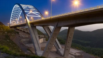 Από τη Σύλληψη έως την Ολοκλήρωση: Ο Στρατηγικός Ρόλος των Κατασκευαστών Μεταλλικών Γεφυρών