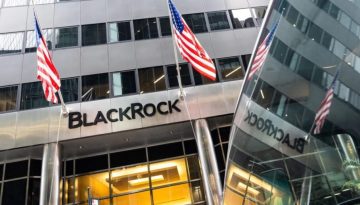 Blackrock: &ldquo;&Kappa;&alpha;&mu;&pi;ά&nu;&alpha;&kappa;&iota;&rdquo; &gamma;&iota;&alpha; &pi;&alpha;&gamma;&kappa;ό&sigma;&mu;&iota;&alpha; ύ&phi;&epsilon;&sigma;&eta; &alpha;&nu; &tau;&omicron; &pi;&epsilon;&tau;&rho;έ&lambda;&alpha;&iota;&omicron; &phi;&tau;ά&sigma;&epsilon;&iota; &sigma;&tau;&alpha; 150 &delta;&omicron;&lambda;ά&rho;&iota;&alpha;