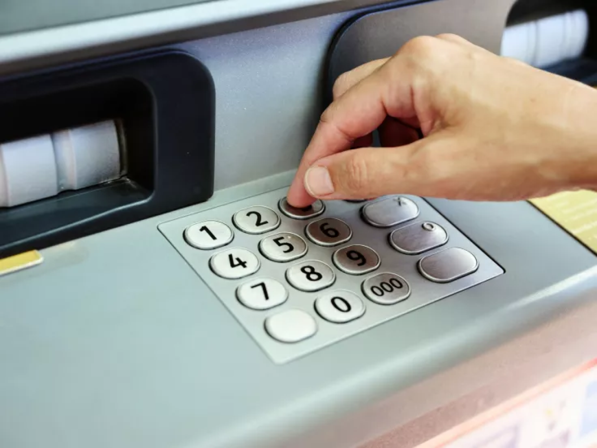 ΕΣΚΑΣΕ ΤΩΡΑ: Επίδομα Πάσχα: Ποιοι δικαιούνται 200 ευρώ – Πώς θα κάνετε αίτηση