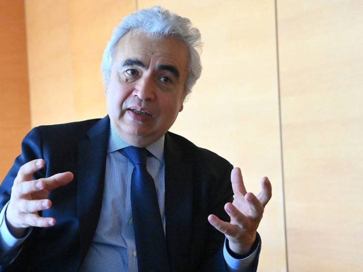 Μπιρολ (IEA): Η ΕΕ να εξετάσει την αποσύνδεση των τιμών ρεύματος και φυσικού αερίου