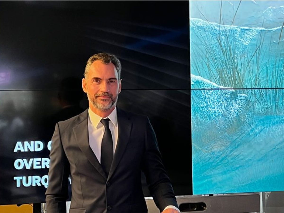 ΟΝΥΞ Τουριστική: Πώληση 700.000 μετοχών από τη σύζυγο του CEO