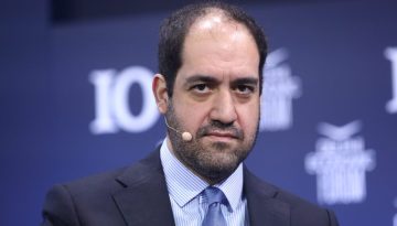 Υπεγράφη η σύμβαση για την αναβάθμιση των 7 Canadair CL-415