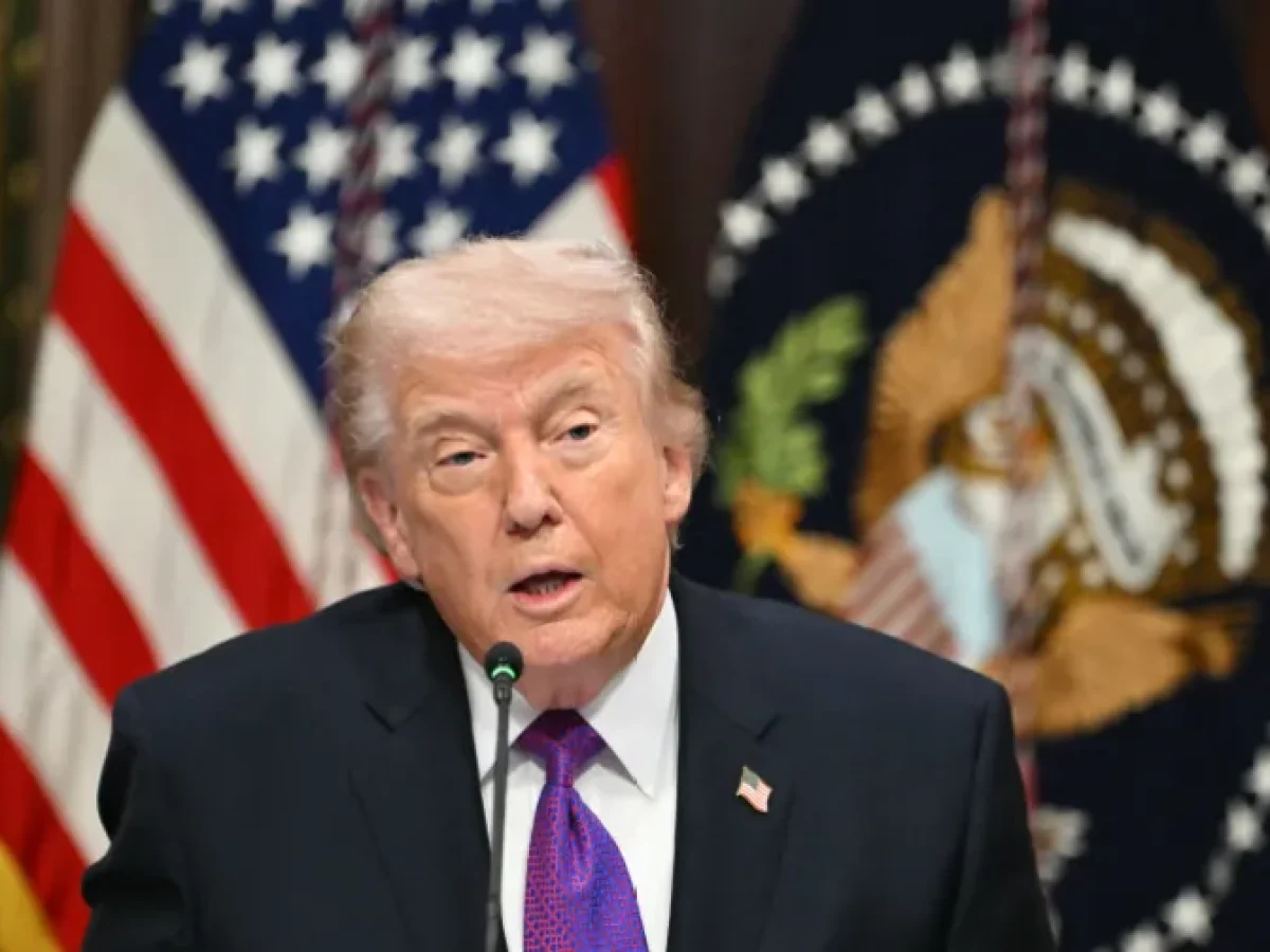 Ενθουσιασμένος ο Τραμπ για το πετρέλαιο που φτάνει στα $100 το βαρέλι – «Βγάζουμε πολλά λεφτά»