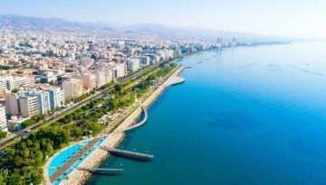 Dailymail: «Πάγωσε» ο τουρισμός στην Κύπρο το Πάσχα – Μαζικές ακυρώσεις μετά τις επιθέσεις στο Ακρωτήρι