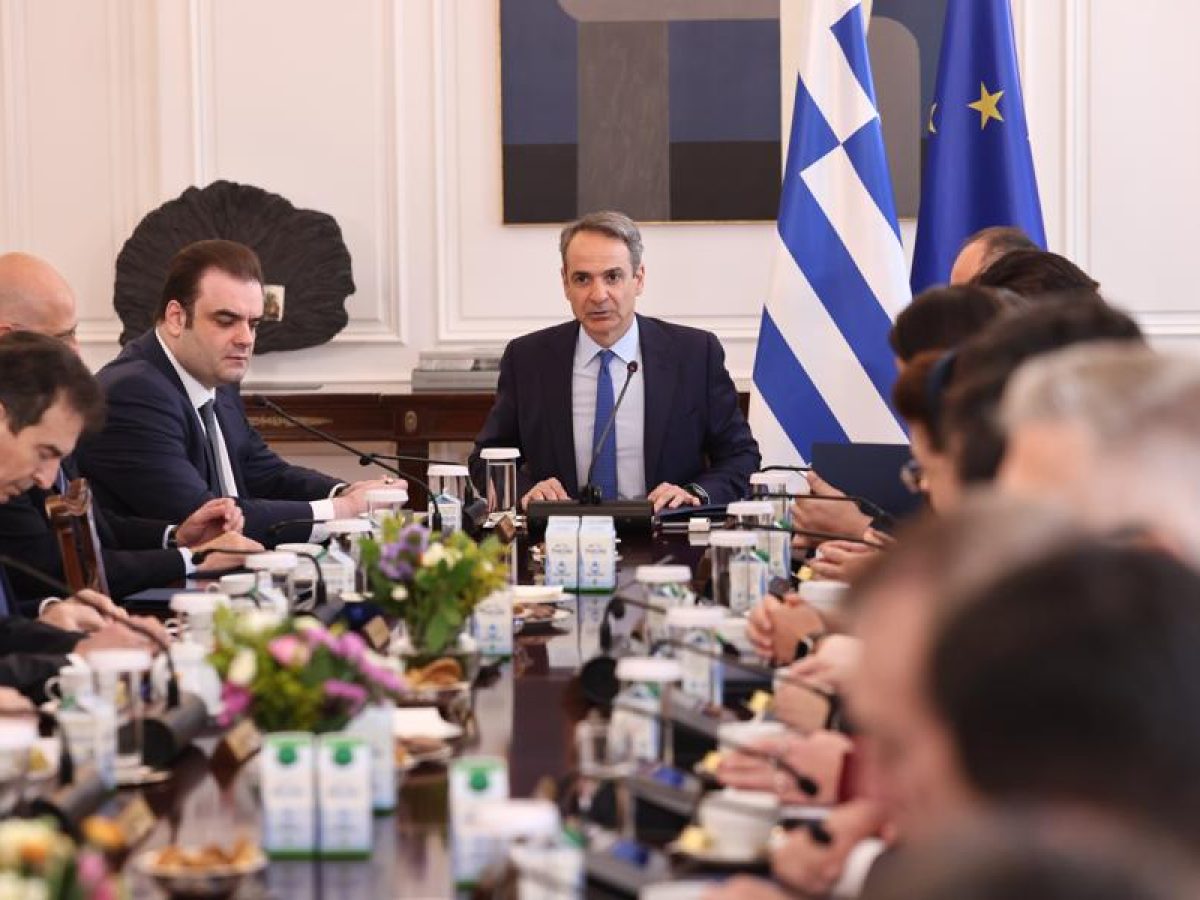 Στα 920 ευρώ ο κατώτατος μισθός από 1η Απριλίου: Τι ανακοίνωσε ο Κ. Μητσοτάκης