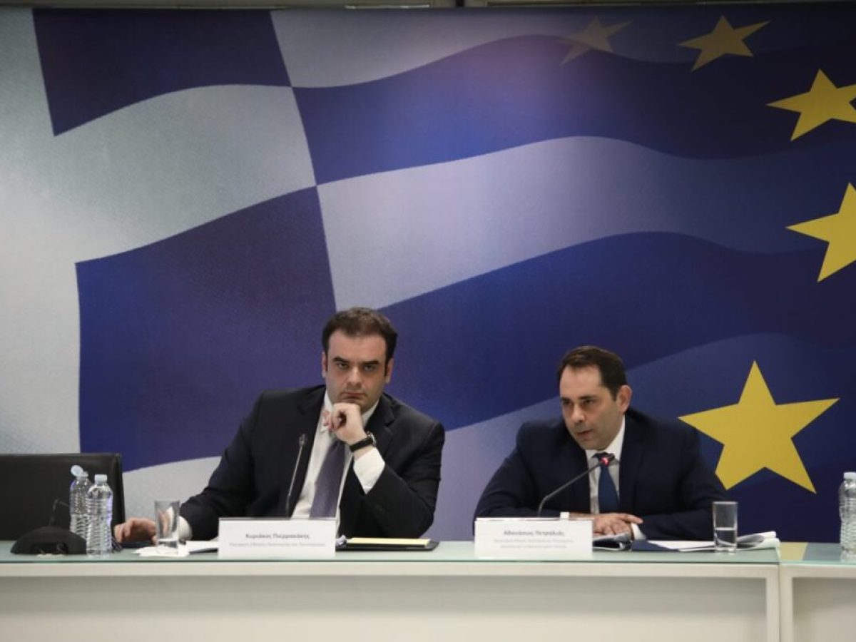 Αναλυτικά τα μέτρα για fuel pass, diesel κίνησης και ακτοπλοϊκά εισιτήρια (πίνακες)