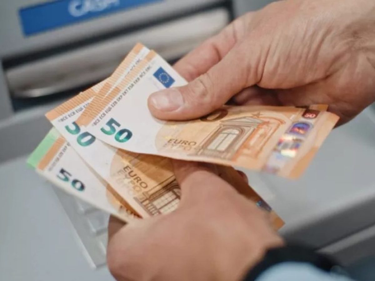 Επίδομα 750 ευρώ για χιλιάδες δικαιούχους – Πώς θα κάνετε αίτηση