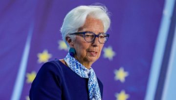 ΕΚΤ: Aμετάβλητα τα επιτόκια – Σε ετοιμότητα για αλλαγές λόγω του πολέμου στη Μέση Ανατολή