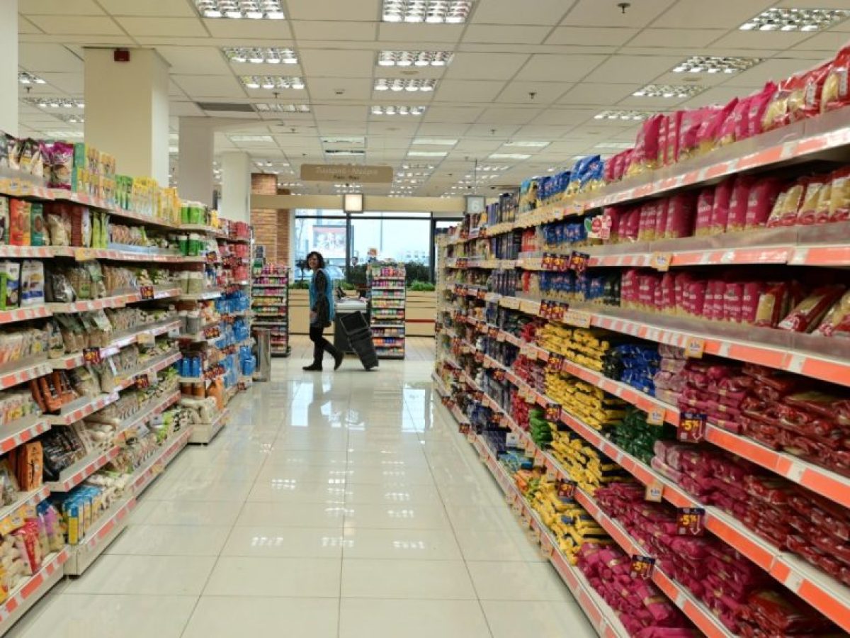 Έκτακτα μέτρα για την αισχροκέρδεια: Αυτά είναι τα 61 προϊόντα στα οποία μπαίνει πλαφόν