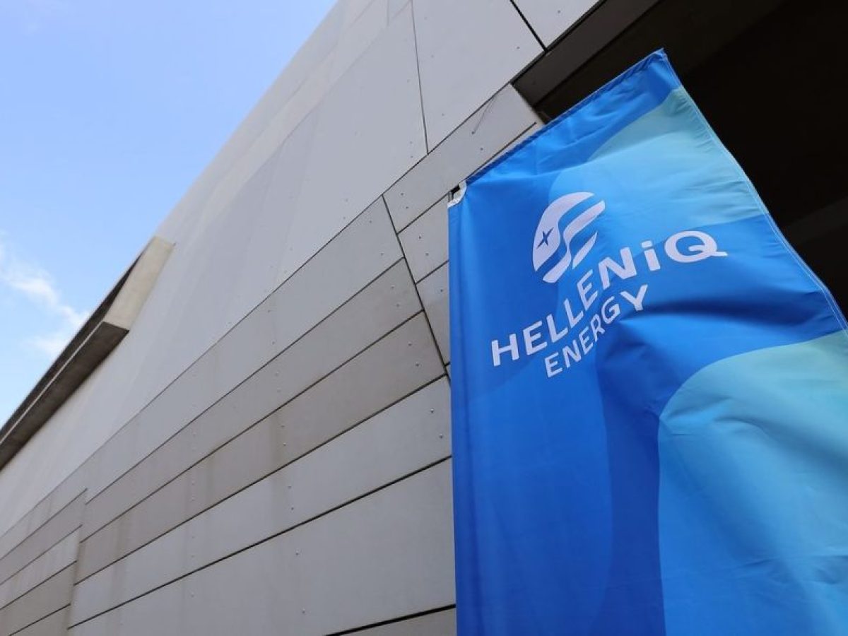Helleniq Energy: Αντικαθίστανται τα φορτία που διέρχονταν από τα Στενά του Ορμούζ