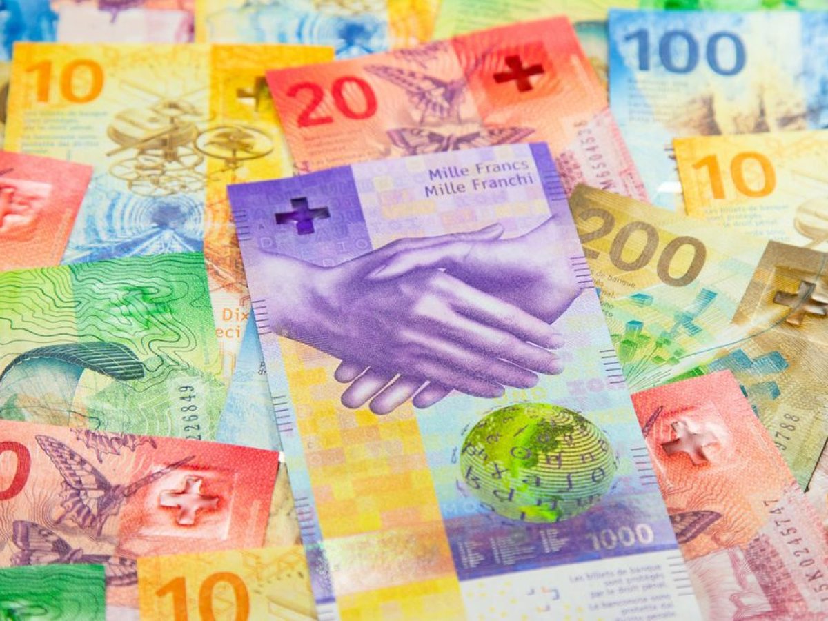 Αυξάνεται το κόστος για τα δάνεια σε ελβετικό φράγκο – «Ανάχωμα» η ρύθμιση με μείωση δόσεων έως 42%