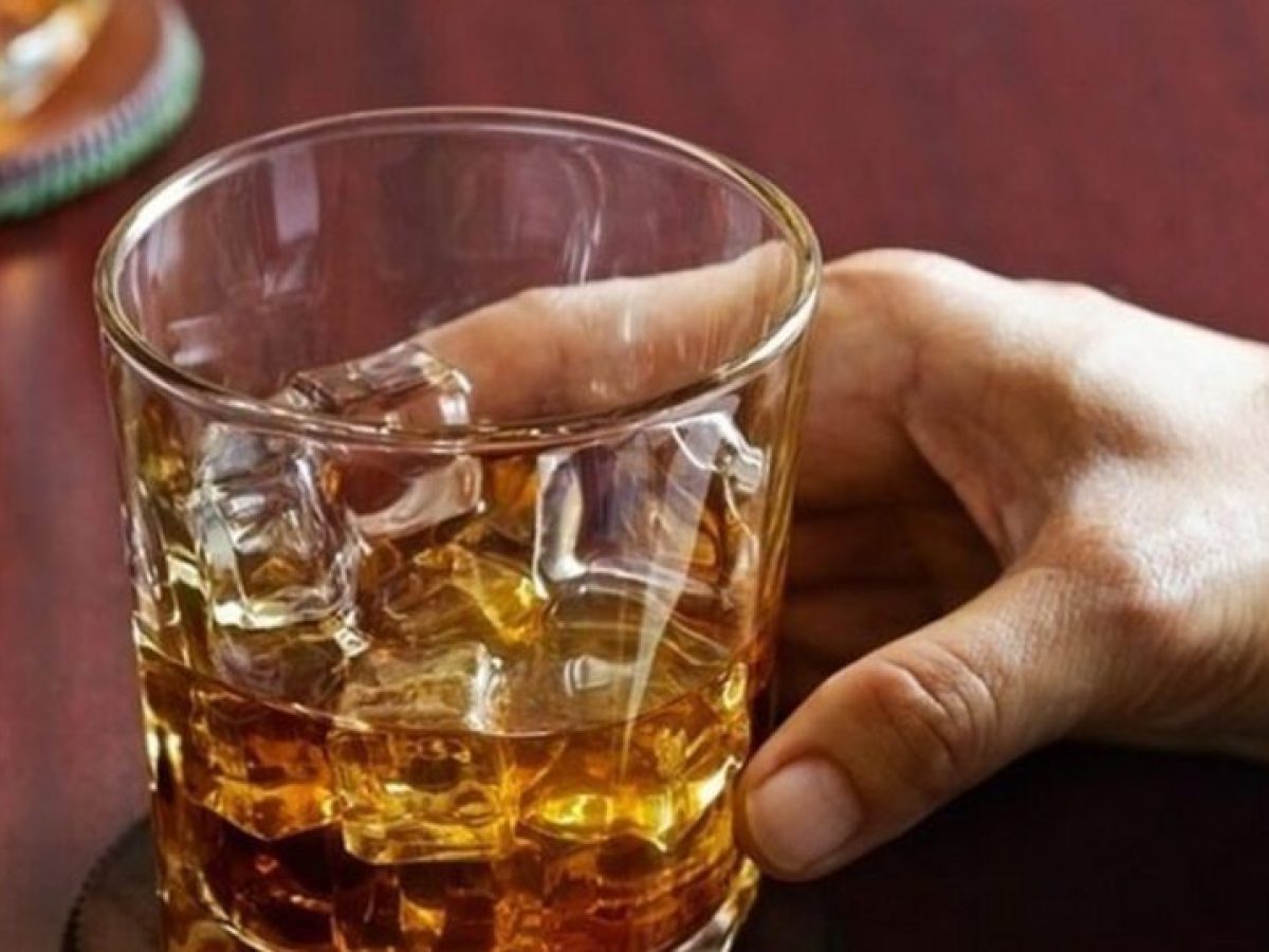 ΙΟΒΕ: Η συμβολή του κλάδου αποσταγμάτων στην ελληνική οικονομία