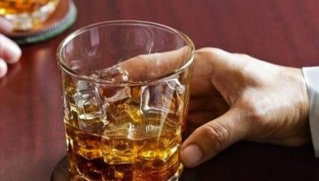 ΙΟΒΕ: Η συμβολή του κλάδου αποσταγμάτων στην ελληνική οικονομία