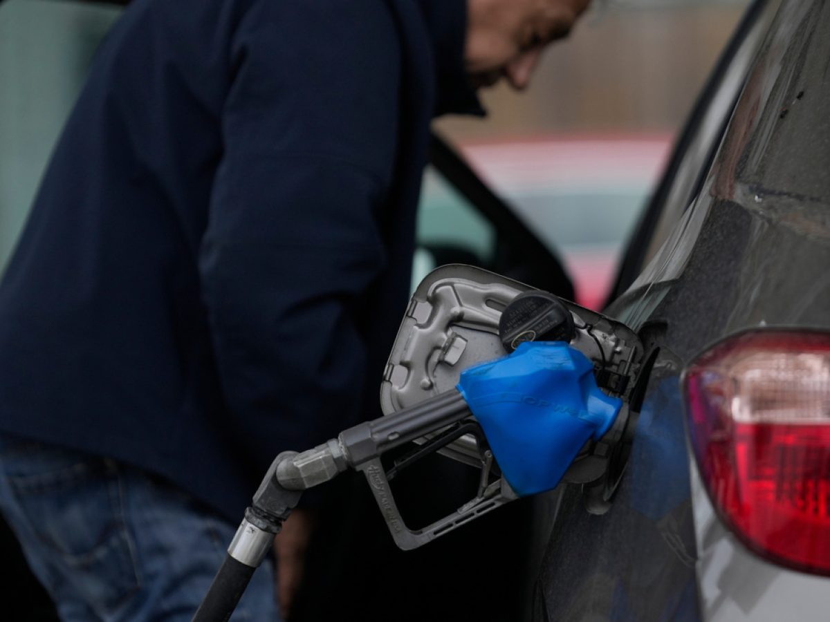 Η Κροατία επιβάλλει πλαφόν στις τιμές των καυσίμων