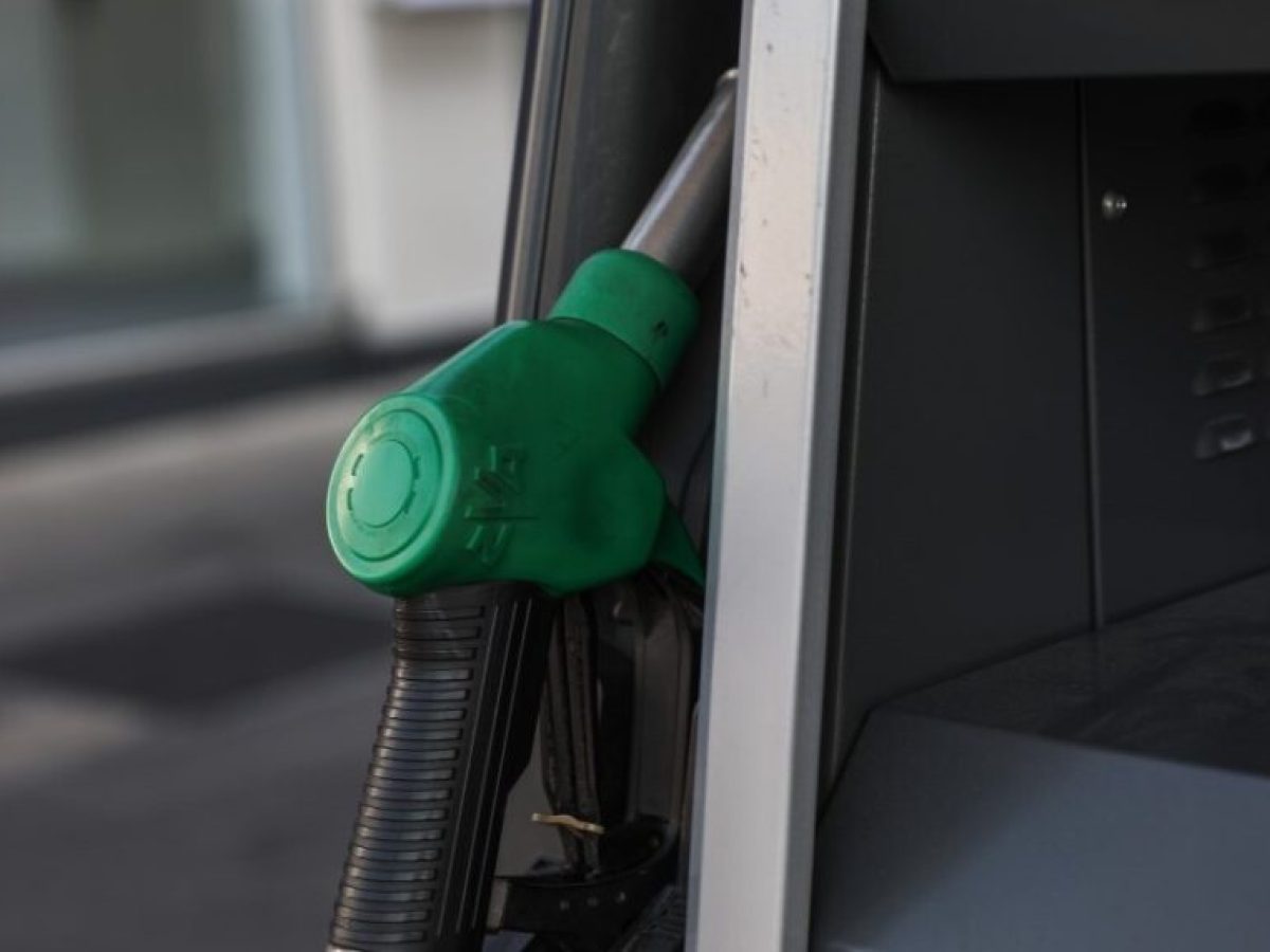 Θεοδωρικάκος: Ανακοίνωσε voucher 3.000 ευρώ -Τι είπε για το πλαφόν στα καύσιμα