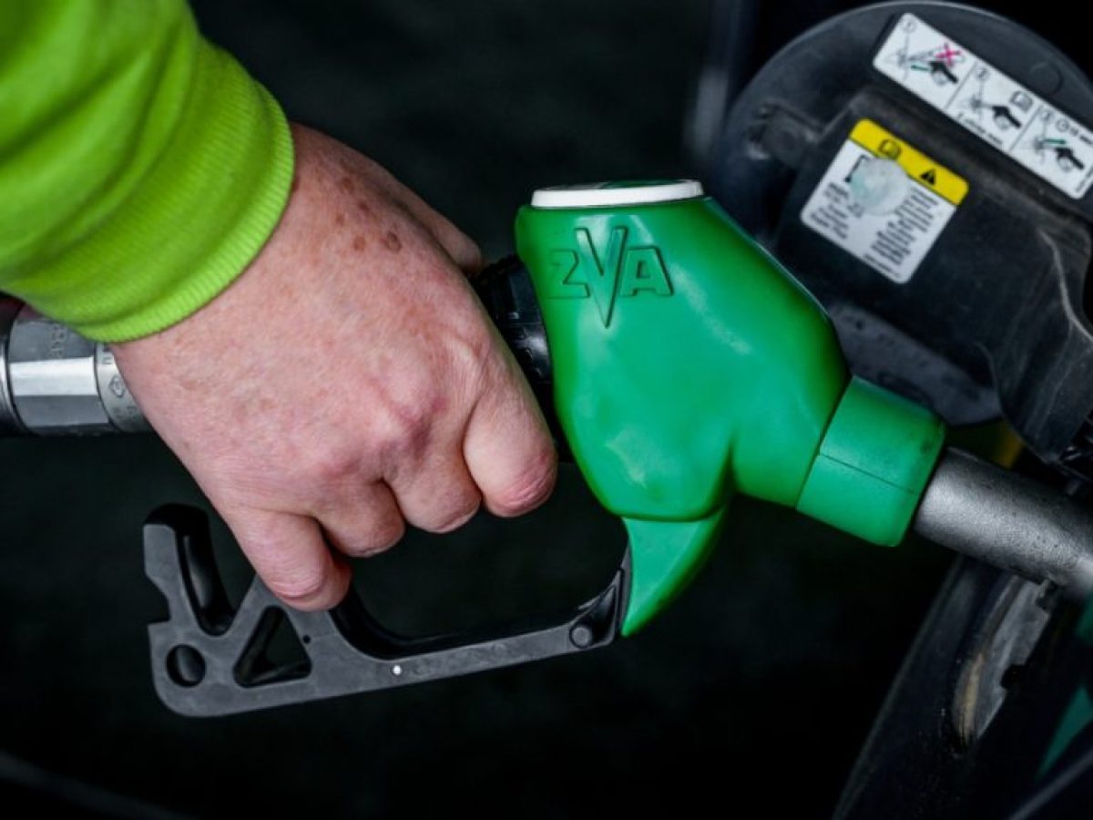 Fuel Pass: Ποιοι είναι οι δικαιούχοι και πού θα μπορούν να το χρησιμοποιήσουν – Τα ποσά