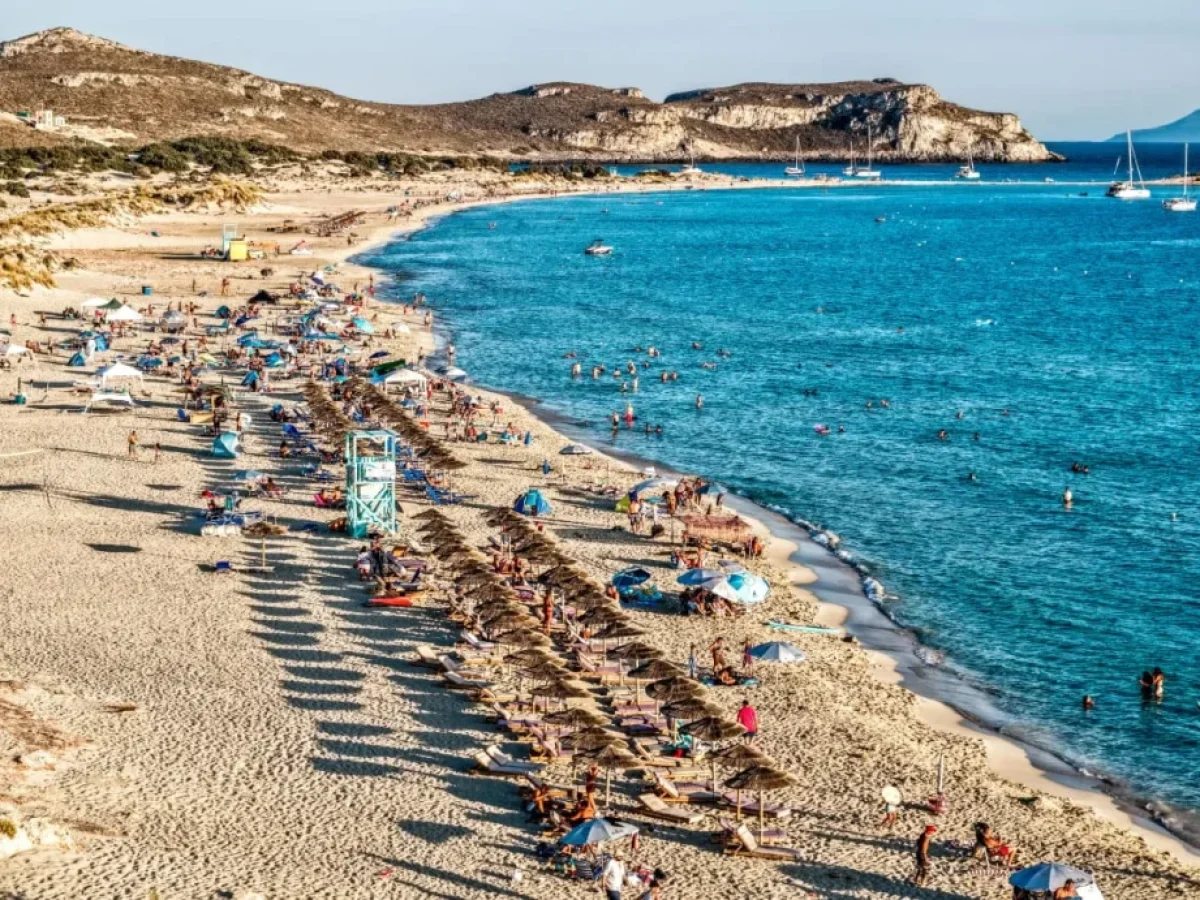 Παράταση για τις αιτήσεις χρήσης αιγιαλού και παραλίας – Νέα διορία για επιχειρήσεις και σωματεία