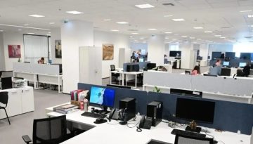 Αυξήσεις αποδοχών δημοσίων υπαλλήλων: Το δημοσιονομικό κόστος και οι 32 παρεμβάσεις που αναβάθμισαν τους μισθούς