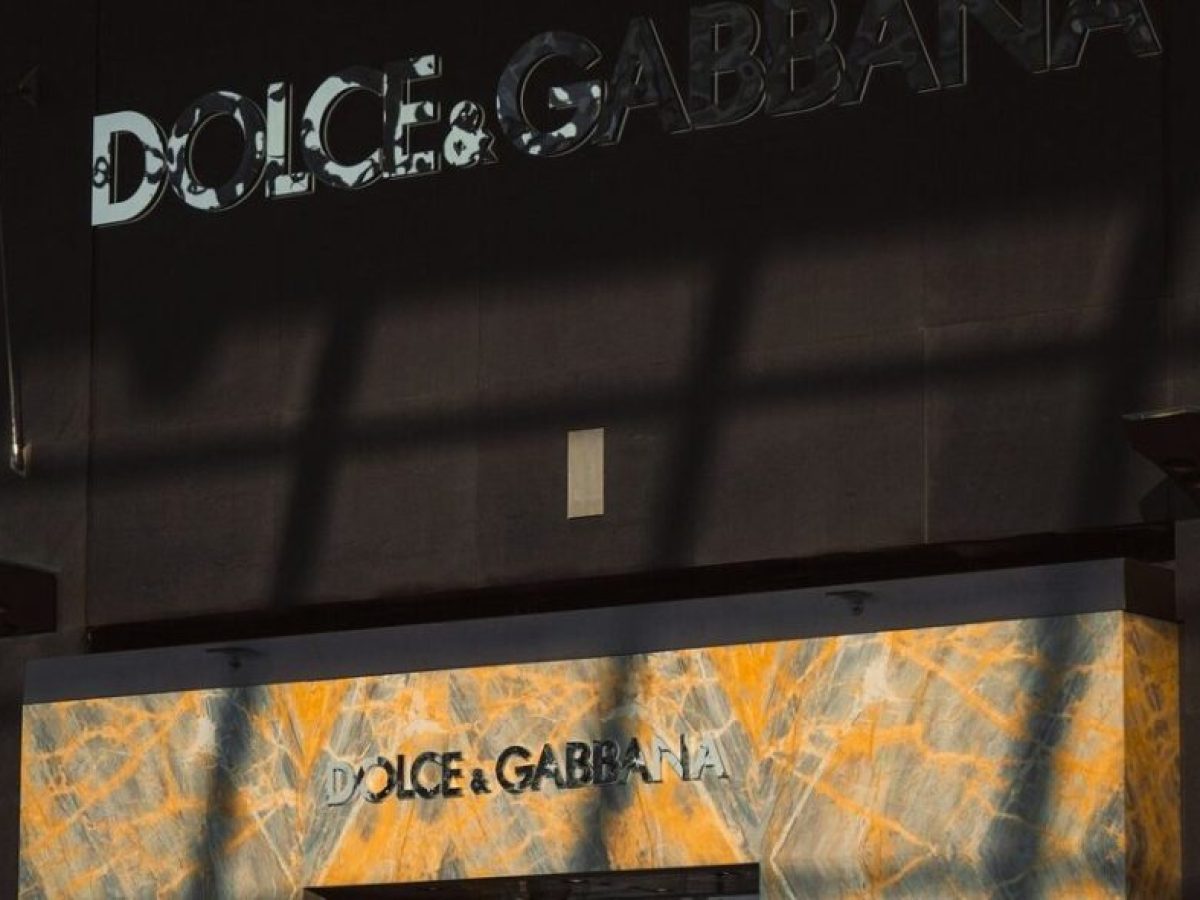 Dolce & Gabbana: Η αυτοκρατορία που αρνείται να πουληθεί – Το θρίλερ των $450 εκατ.