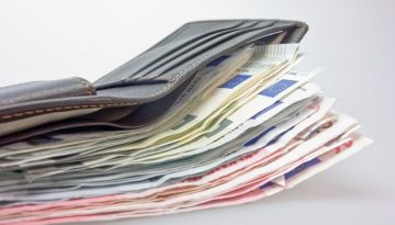 Δώρο Πάσχα 2026: Πότε πληρώνονται οι άνεργοι και πόσα χρήματα θα δουν