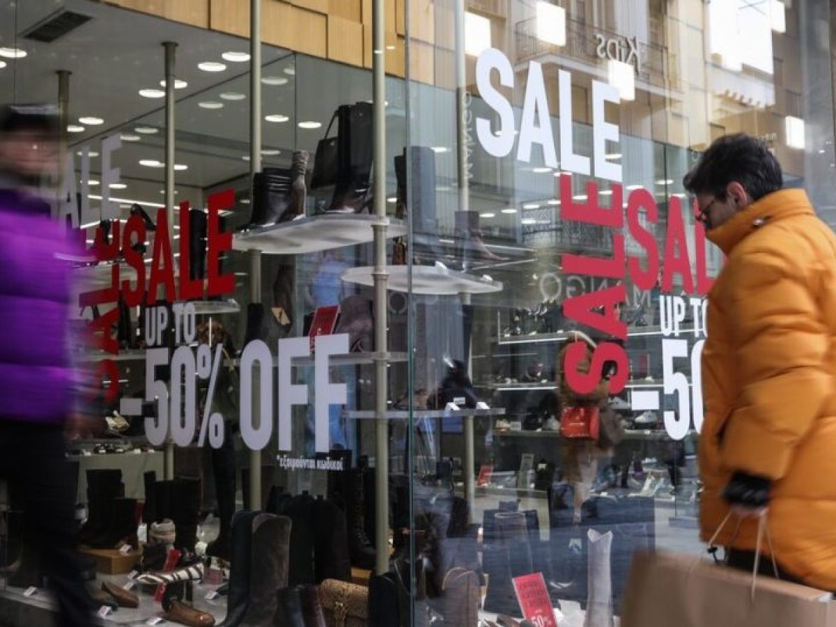 Θεσσαλονίκη: «Παγωμάρα» στις επιχειρήσεις μετά τις χειμερινές εκπτώσεις – Μείωση στον τζίρο σε σχέση με πέρσι