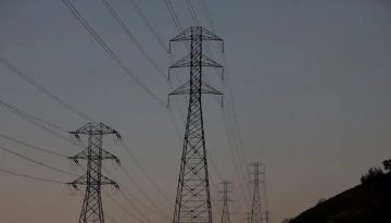 Αναταράξεις στις αγορές ενέργειας λόγω πολέμου – «Προσωρινό φαινόμενο», λένε οι ΗΠΑ