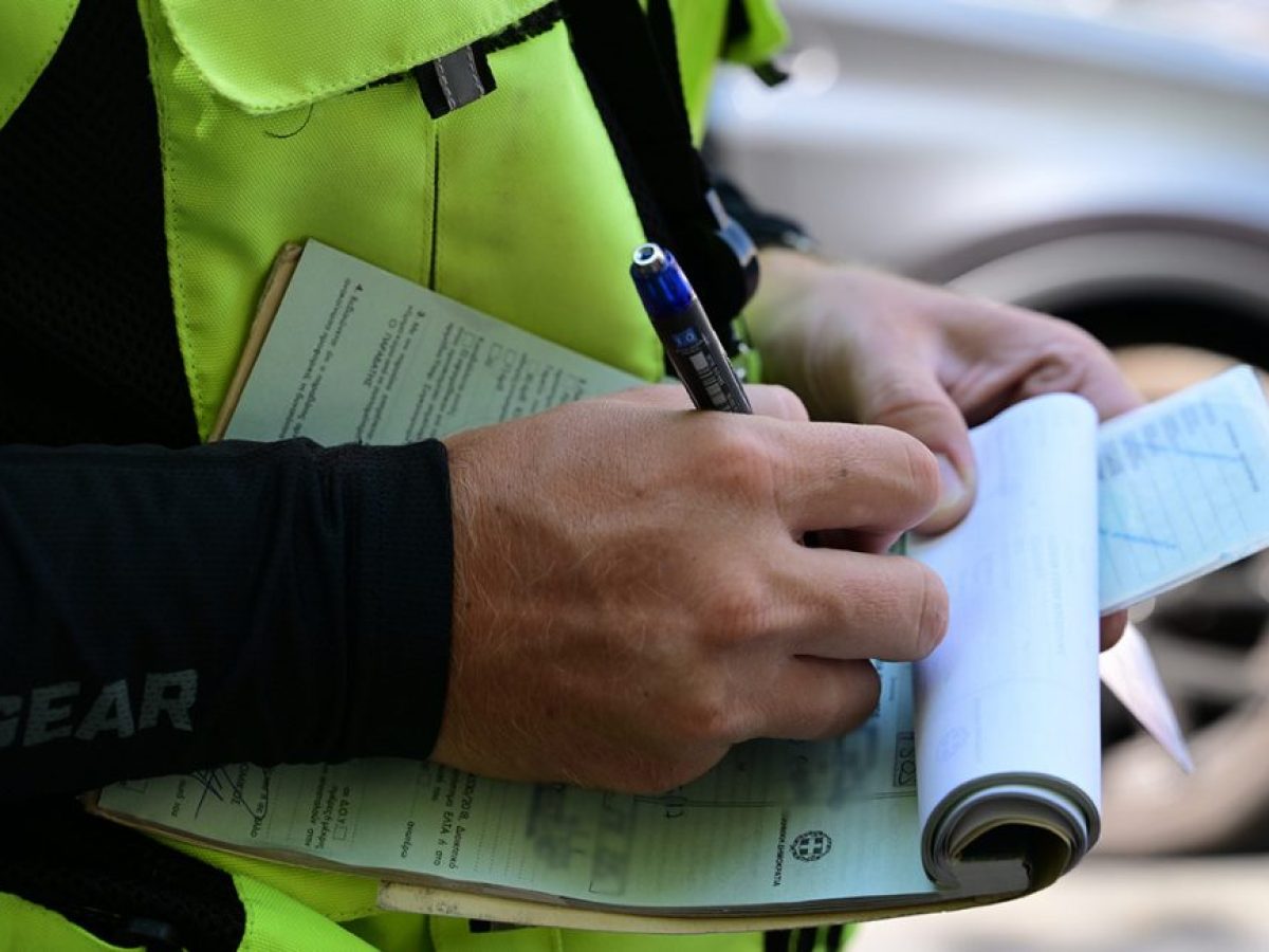 Πρόστιμα και οφειλές-μαμούθ σε χιλιάδες ιδιοκτήτες οχημάτων που είναι ανασφάλιστα ή δεν έχουν καταβάλει τέλη κυκλοφορίας