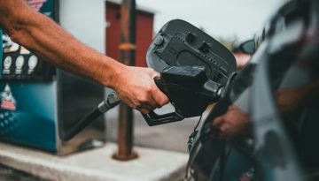 Ποια χώρα της Ασίας κήρυξε αργία κάθε… Τετάρτη λόγω έλλειψης καυσίμων