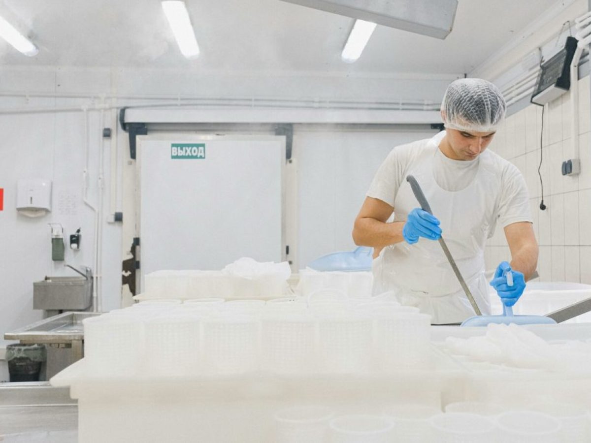 Oι νέες εξαγορές που έρχονται σε τρόφιμα, λιανεμπόριο και η περίπτωση της Skroutz