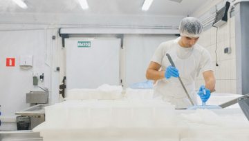 Oι νέες εξαγορές που έρχονται σε τρόφιμα, λιανεμπόριο και η περίπτωση της Skroutz