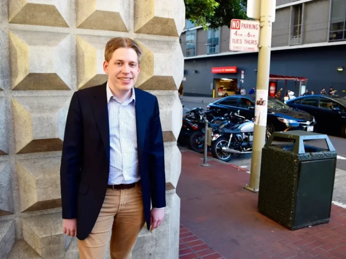 Airbnb: Νέα εποχή στη διοίκηση με τον Γκας Φούλντνερ της Uber επικεφαλής