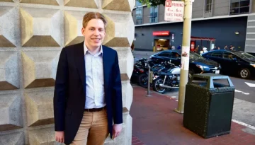 Airbnb: Νέα εποχή στη διοίκηση με τον Γκας Φούλντνερ της Uber επικεφαλής