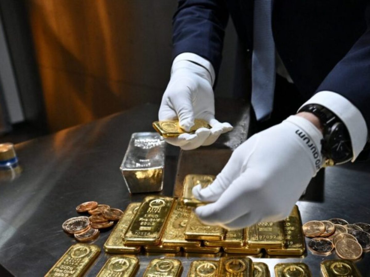 Ο χρυσός οδεύει στα 5.400 δολάρια – Κερδίζει επενδυτές που αποστρέφονται το γεωπολιτικό ρίσκο