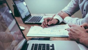 Δημόσιο: Οι 35 αυξήσεις που ενίσχυσαν τους μισθούς από το 2023