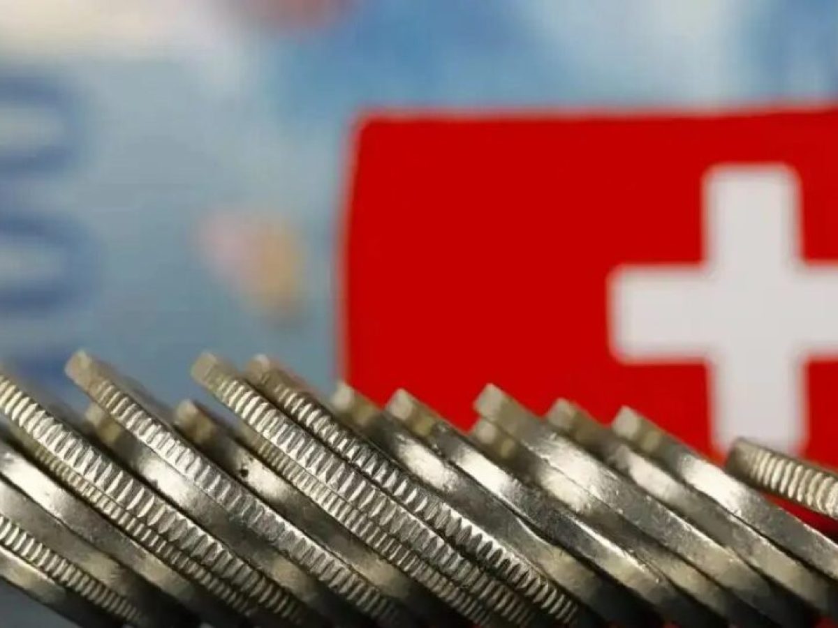 Δάνεια σε ελβετικό φράγκο: Η «ανάσα» από τη μείωση δόσεων έως 42% και η αύξηση του κόστους λόγω του πολέμου