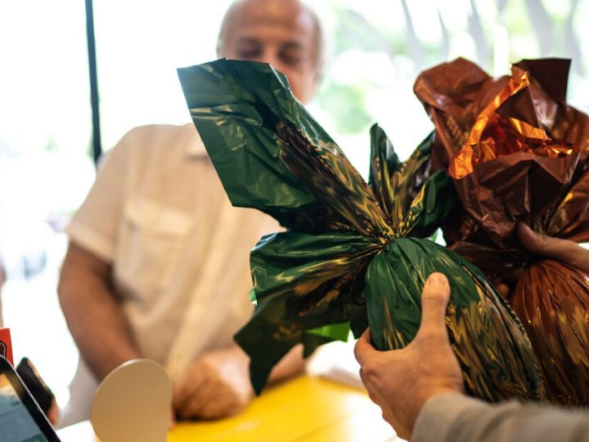 Στα ύψη οι τιμές στα πασχαλινά αυγά στις ΗΠΑ παρά την πτώση της τιμής του κακάο