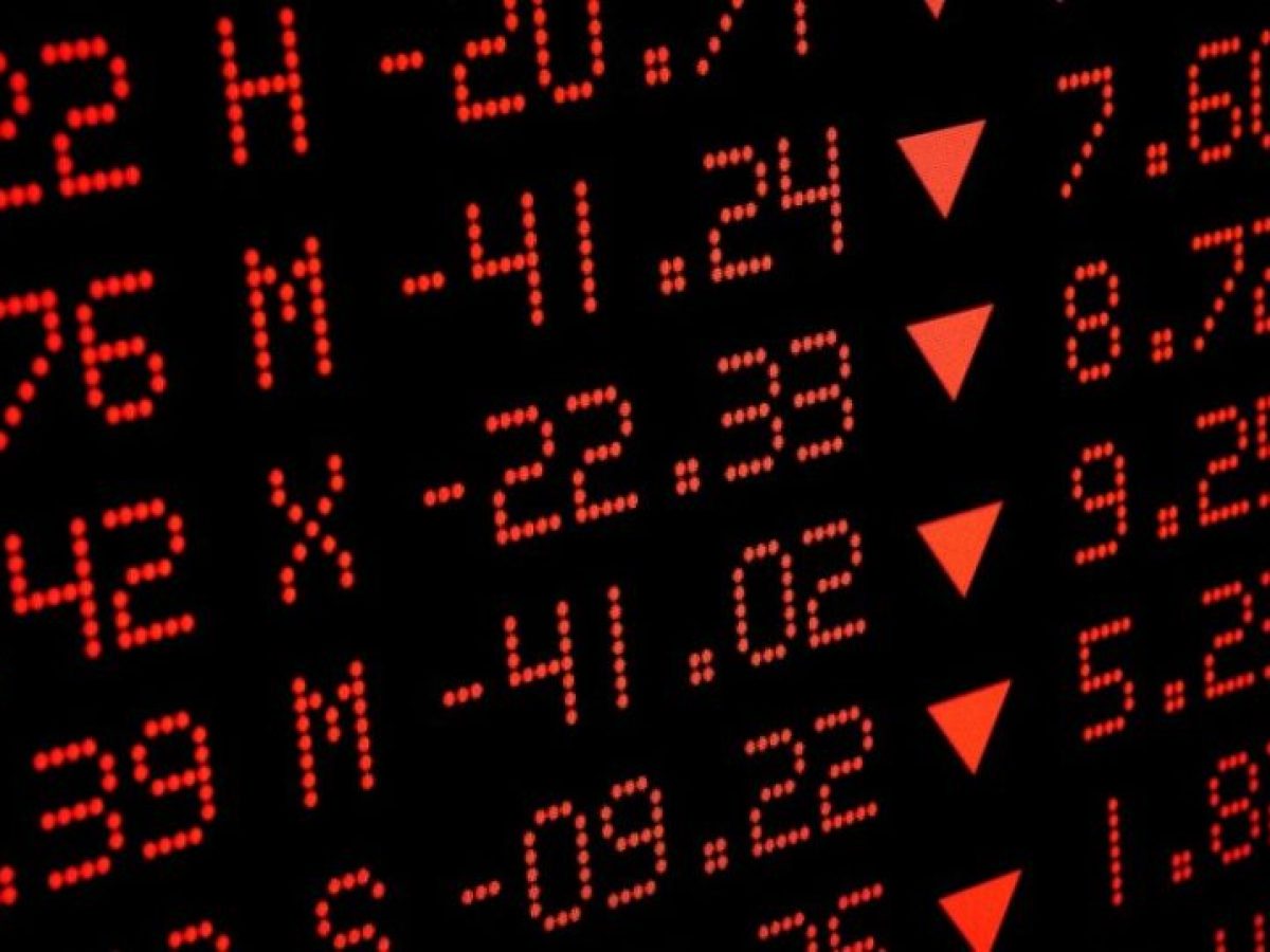 Βαθαίνει η πτώση στα ευρωπαϊκά χρηματιστήρια – Με πτώση 2,5% άνοιξε το ΧΑ