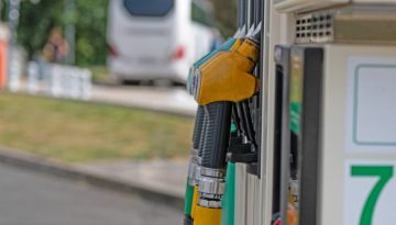 &Tau;&omicron; &pi;&alpha;&iota;&chi;&nu;ί&delta;&iota; &kappa;&epsilon;&rho;&delta;&omicron;&sigma;&kappa;&omicron;&pi;ί&alpha;&sigmaf; &sigma;&epsilon; &kappa;&alpha;ύ&sigma;&iota;&mu;&alpha; &kappa;&alpha;&iota; &tau;&rho;ό&phi;&iota;&mu;&alpha; &kappa;&alpha;&iota; &tau;&omicron; &laquo;&kappa;&alpha;&pi;έ&lambda;&omicron;&raquo; &sigma;&tau;&omicron; &pi;&epsilon;&tau;&rho;έ&lambda;&alpha;&iota;&omicron; &theta;έ&rho;&mu;&alpha;&nu;&sigma;&eta;&sigmaf; &mu;&epsilon; &pi;&rho;ό&phi;&alpha;&sigma;&eta; &tau;&omicron;&nu; &pi;ό&lambda;&epsilon;&mu;&omicron; &sigma;&tau;&omicron; &Iota;&rho;ά&nu;