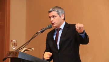 Κατώτατος μισθός: «Κλείδωσε» η αύξηση, οι ανακοινώσεις στις 24 Μαρτίου