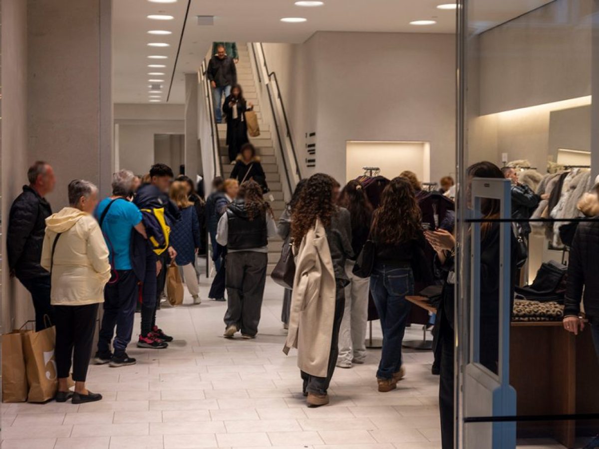 Οι Έλληνες παραμένουν οι πιο απαισιόδοξοι καταναλωτές στην ΕΕ