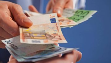 &Alpha;ύ&xi;&eta;&sigma;&eta; &kappa;&alpha;&tau;ώ&tau;&alpha;&tau;&omicron;&upsilon; &mu;&iota;&sigma;&theta;&omicron;ύ: &Sigma;&tau;&iota;&sigmaf; 24/3 &eta; &epsilon;&iota;&sigma;ή&gamma;&eta;&sigma;&eta; &tau;&eta;&sigmaf; &Kappa;&epsilon;&rho;&alpha;&mu;έ&omega;&sigmaf;