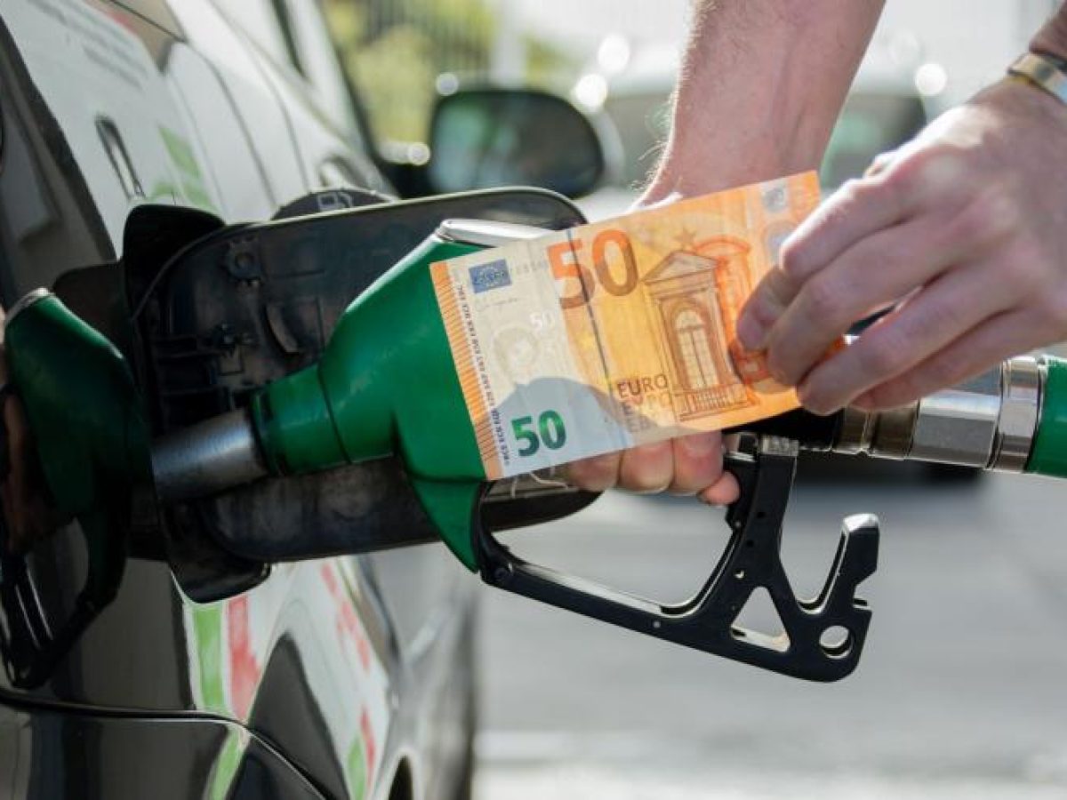 Fuel Pass: Τη Δευτέρα θα συζητηθεί στη Βουλή