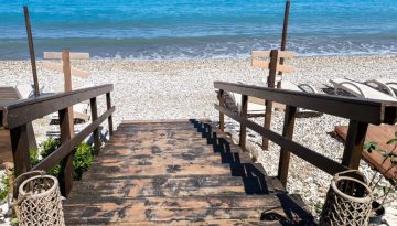 &laquo;&Tau;&omicron;&upsilon;&rho;&iota;&sigma;&mu;ό&sigmaf; &gamma;&iota;&alpha; Ό&lambda;&omicron;&upsilon;&sigmaf;&raquo;: &Pi;ό&tau;&epsilon; &alpha;&nu;&omicron;ί&gamma;&epsilon;&iota; &eta; &pi;&lambda;&alpha;&tau;&phi;ό&rho;&mu;&alpha; &kappa;&alpha;&iota; &pi;&omicron;&iota;&omicron;&iota; &delta;&epsilon;&nu; &epsilon;ί&nu;&alpha;&iota; &delta;&iota;&kappa;&alpha;&iota;&omicron;ύ&chi;&omicron;&iota;